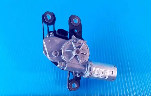 Volkswagen PASSAT B8 Rear window wiper motor 5G0955711A W000038532