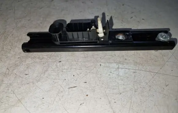 Land Rover Range Rover Sport L320 Seat belt adjustment rail 532092200A