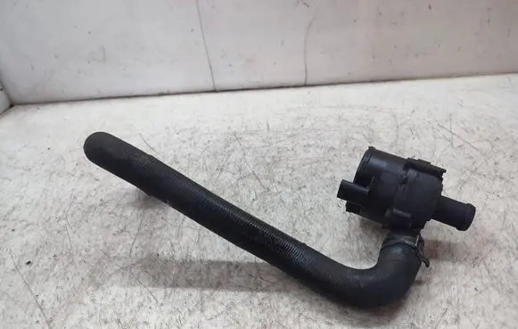 Land Rover Discovery Sport Electric auxiliary coolant/water pump DX2318D474AC