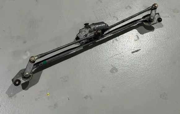 Dodge Challenger Front wiper linkage and motor