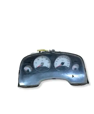 Opel Zafira A Speedometer (instrument cluster) 24461761 110080210002