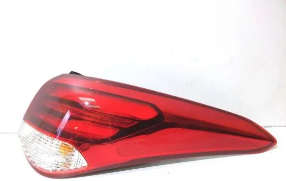 Hyundai i40 Rear/tail lights 924023Z6