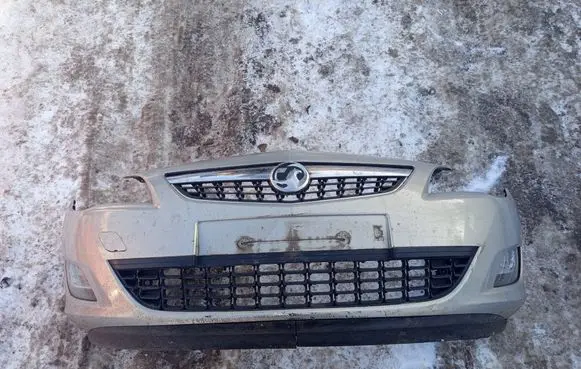 Opel Astra J Front bumper 