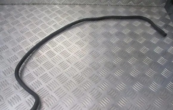 Ford Mondeo Mk III Engine coolant pipe/hose