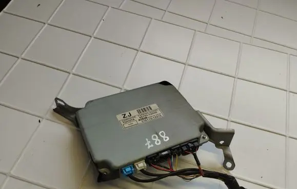 Lexus IS 220D-250-350 Parking PDC control unit/module 8679253020 51611012210