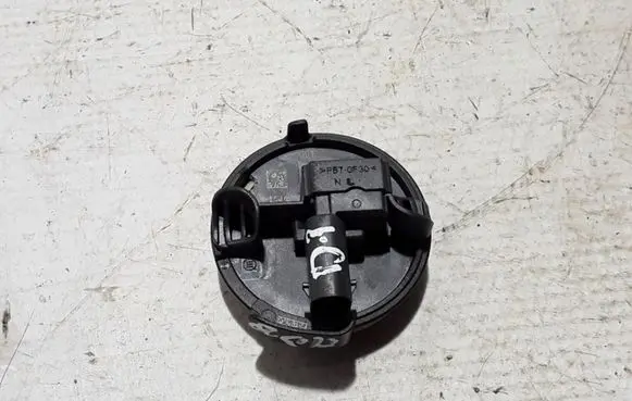 Mercedes-Benz E W213 Airbag deployment crash/impact sensor A2139051400