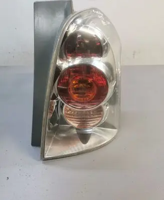 Toyota Corolla Verso E121 Rear/tail lights