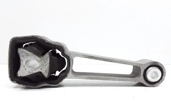 Volvo V60 Engine mount bracket 30793322