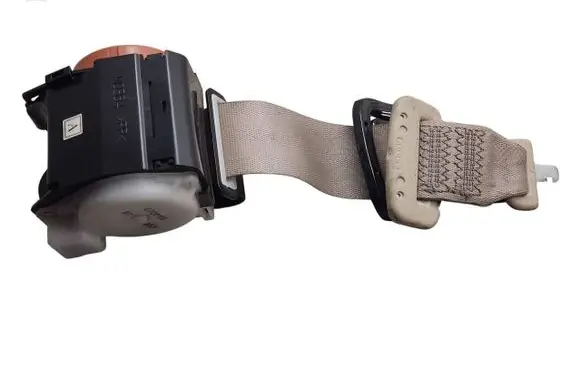 Toyota Land Cruiser (J120) Middle seatbelt (rear) C70768 M0364