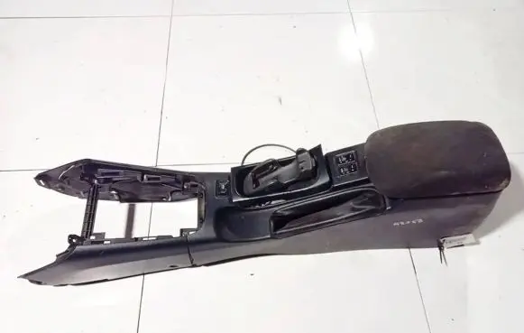 Nissan Primera Armrest 96911sv900