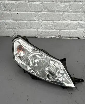 Toyota Proace Headlight/headlamp 1401367980 89902604