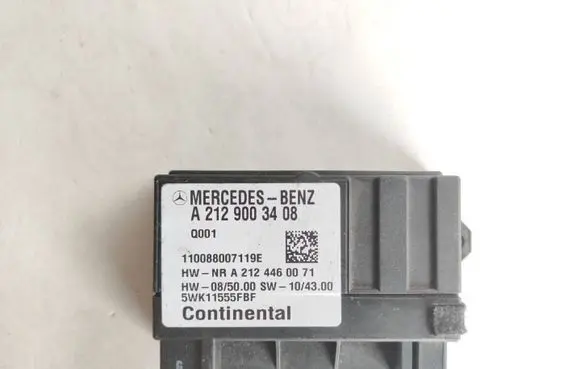 Mercedes-Benz E W212 Fuel injection pump control unit/module A2129003408 5WK11555FBF A2124460071