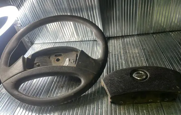 Nissan Interstar Steering wheel airbag 8200142294 6115B0302 AY548AA