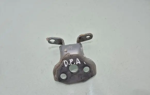 Subaru Outback (BT) Front door lower hinge 