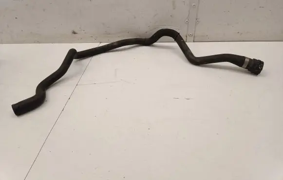Volvo V60 Engine coolant pipe/hose