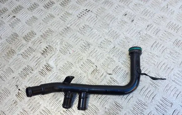 Audi A8 S8 D3 4E Engine coolant pipe/hose 057121073B