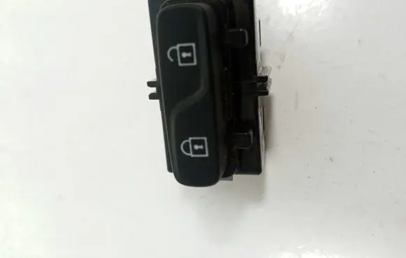 Volvo XC60 Central locking switch button 31318988 11W413
