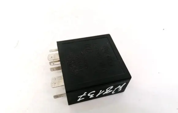 Audi A6 S6 C5 4B Other relay 4B0955531A 72WA401