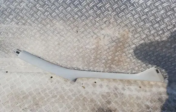 Mitsubishi Space Runner Other interior part mb642531
