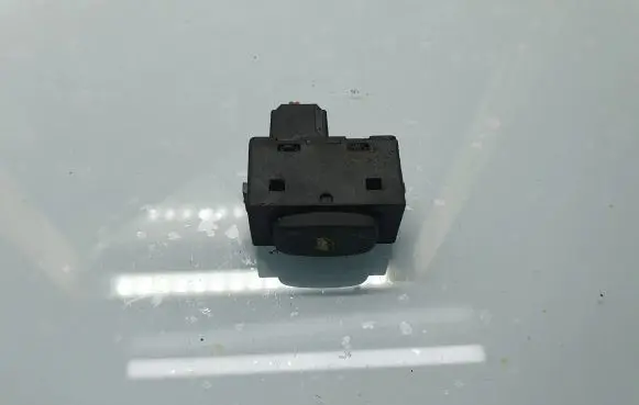 Peugeot 407 Electric window control switch 96360166XT 018290655