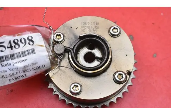 Toyota Yaris Crankshaft pulley 130700Y040