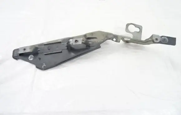 Citroen C4 Grand Picasso Fender mounting bracket 9801669280
