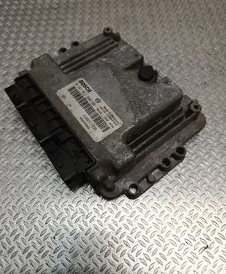 Renault Master II Engine control unit/module 8200442263 8200311550 0281011940