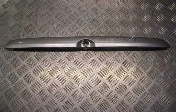 Mitsubishi Carisma Tailgate/trunk spoiler 