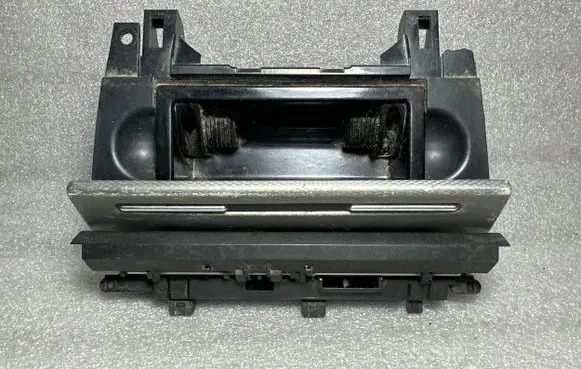 Audi A4 S4 B6 8E 8H Car ashtray 8E0857951J