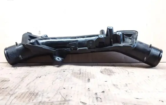 Toyota RAV 4 (XA40) Intercooler hose/pipe 1736153010