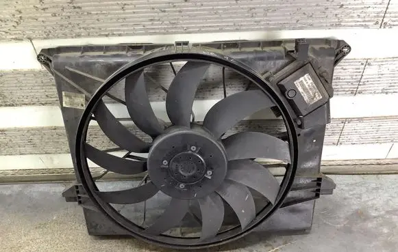 Mercedes-Benz GL X164 Electric radiator cooling fan A1645000093 2888572000000