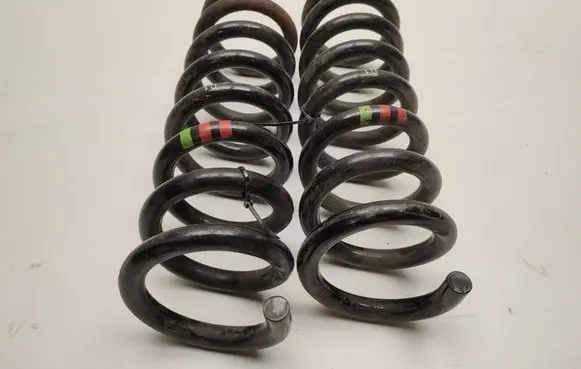 Mercedes-Benz E W212 Rear coil spring A2123241304