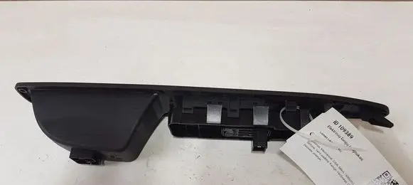 Citroen C4 I Electric window control switch 9651466677