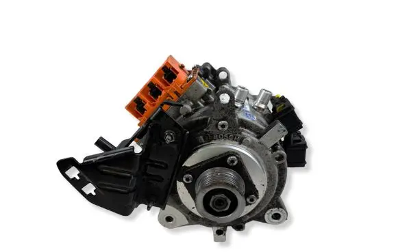 Citroen DS5 Generator/alternator 9676536980