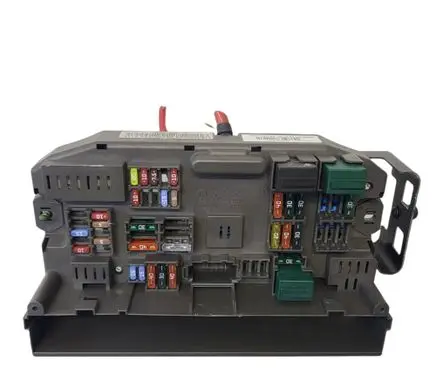 BMW X5 E70 Fuse box set B010107400