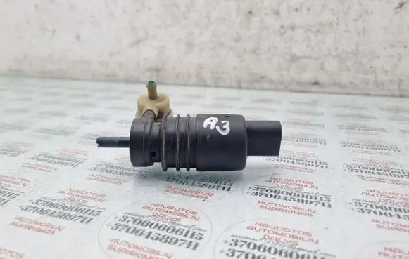 Audi A3 S3 8L Windscreen/windshield washer pump