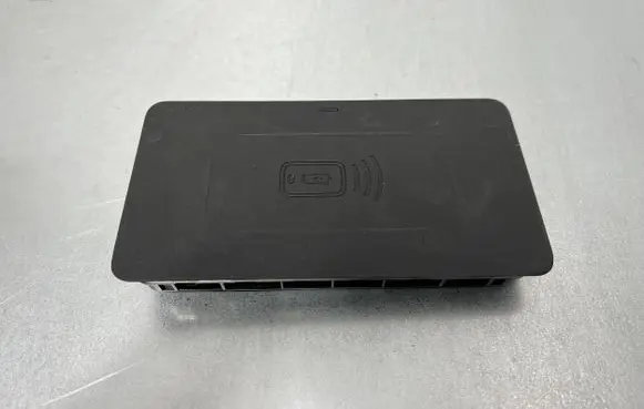 BMW 3 G20 G21 Wireless charging module 9437712 4774A18900