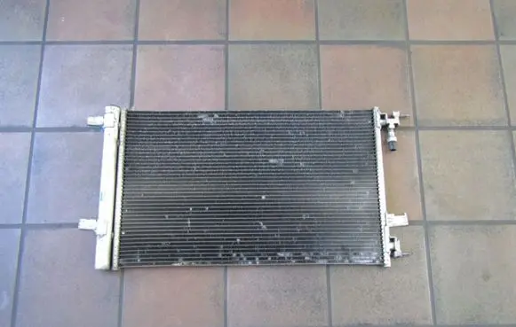 Chevrolet Orlando A/C cooling radiator (condenser) 13267649