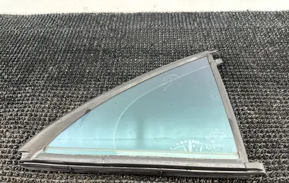 Mercedes-Benz S W221 Rear vent window glass 43R00257