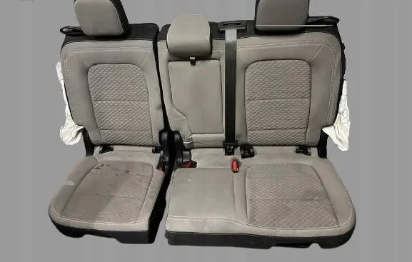 Ford Escape IV Second row seats 