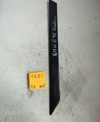 BMW 3 E46 Side skirt rear trim 146824