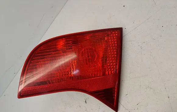 Audi A4 S4 B8 8K Tailgate rear/tail lights 8E9945094