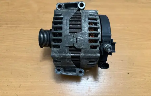 Mercedes-Benz S W221 Generator/alternator A0131540502 0121813001