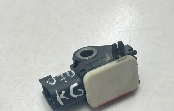 Volvo V70 Airbag deployment crash/impact sensor 31264395