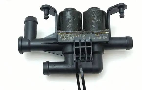 BMW 5 GT F07 Coolant heater control valve 9119164 911916404 6411911916404