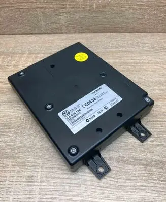 Volkswagen PASSAT B6 Phone control unit/module 7L6035730