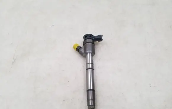 KIA Optima Fuel injector 338002A610