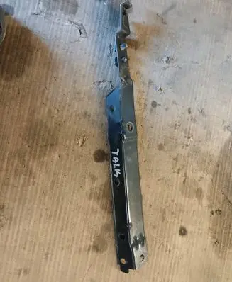 Renault Talisman Fender mounting bracket 631423675R