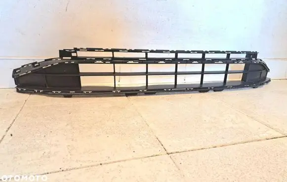 Volkswagen PASSAT B8 Front bumper lower grill 3G0853677AE