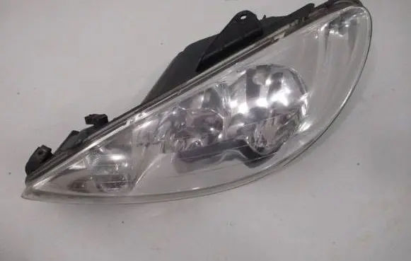 Peugeot 206 Headlight/headlamp 9630869780